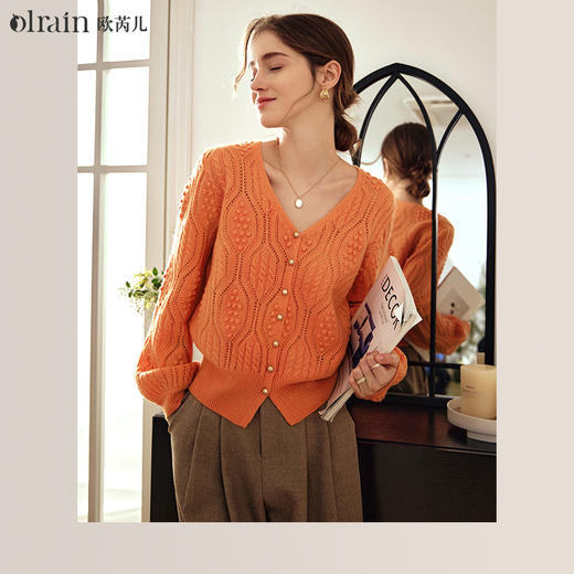 OLrain欧芮儿桔色开衫毛衣女早春2024年新款复古宽松V领针织外套 商品图0