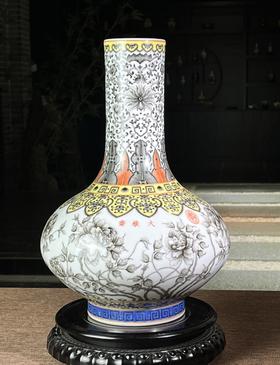 墨彩大雅斋图瓶