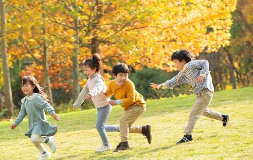 孩子不愿意和小朋友一起玩，是社交能力有问题？ 商品图0