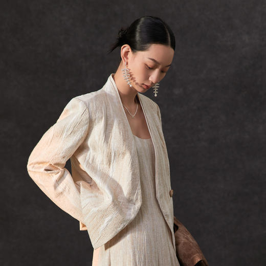 Famecoco范可儿春季棉麻文艺长无领一粒扣西装外套气质优雅新中式西装FAC1AW004 商品图3