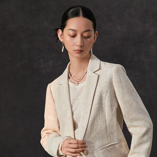 Famecoco范可儿春季棉麻文艺一粒扣西装外套平驳领气质优雅西装FAC1AW003 商品图1