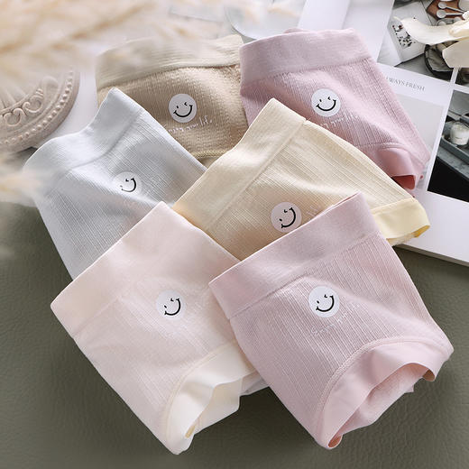 【6条 独立包装】日系冰晶笑脸少女内裤，触发你心中的少女情怀，时尚中腰蚕丝裆三角裤，学生们的最爱！加宽臀部，牢牢包臀，舒适透气，拒绝卡档！ 商品图3