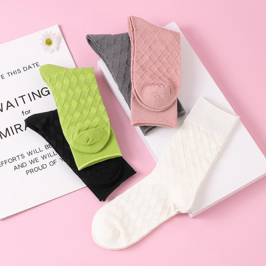 雅黛丽菱形格提花中筒女袜棉柔舒适透气简约百搭少女系弹力袜子 商品图6