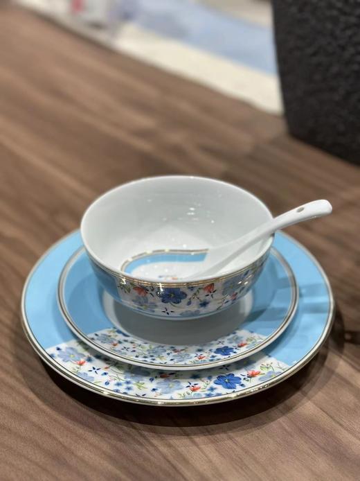 景德镇陶瓷 国瓷红叶 46头蓝色花海 商品图3