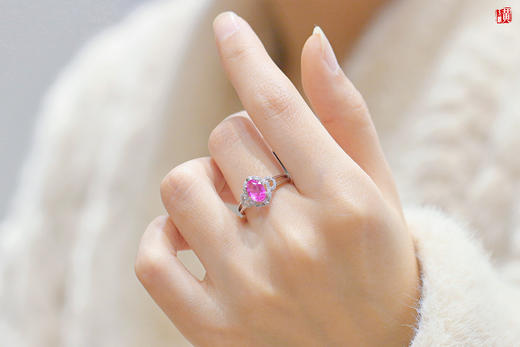 【秀逸】18k金镶粉色蓝宝石戒指 商品图6