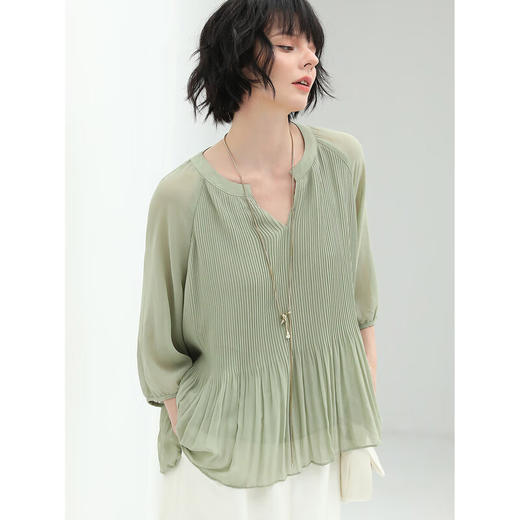 COCOBELLA渐变褶皱温柔气质雪纺衫女V领休闲衬衣NSR26 商品图3