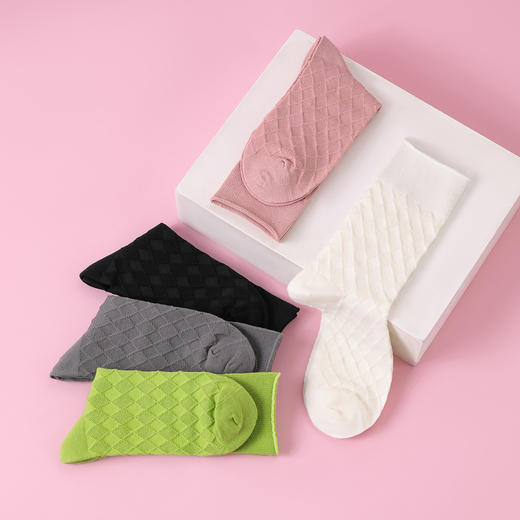 雅黛丽菱形格提花中筒女袜棉柔舒适透气简约百搭少女系弹力袜子 商品图9