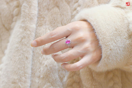 【秀逸】18k金镶粉色蓝宝石戒指 商品图4