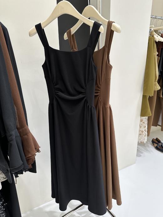 【门店同款】ENJOY秋季简约压褶显瘦吊带裙 153995740 商品图0
