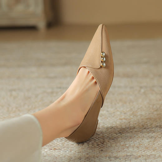 春季新款，时尚优雅尖头浅口拼接低跟单鞋HBP-5873 商品图6