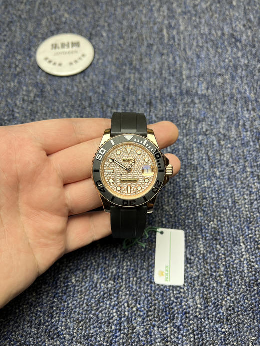 ROLEX劳力士游艇名仕ROLEX劳力士游艇名仕型“金游艇满天星”40mm 男士腕表
机芯：搭载进口西铁城 商品图0