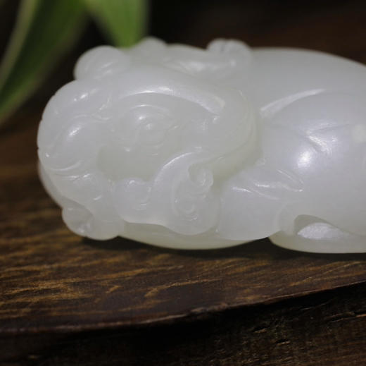 和田玉（白玉）籽料挂件-- 羊如意9.49g 商品图3
