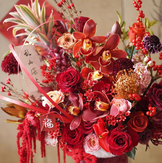 《福气满满》冬青粉菠萝大花蕙兰年宵花 商品图2