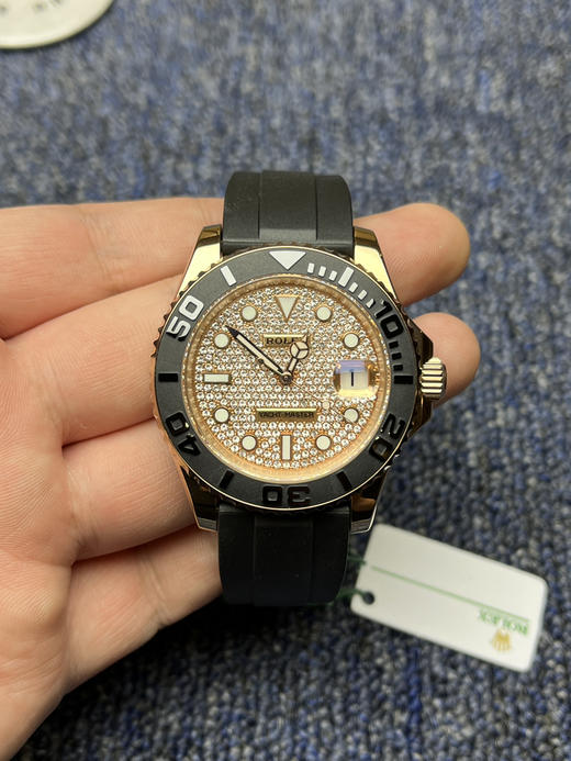 ROLEX劳力士游艇名仕ROLEX劳力士游艇名仕型“金游艇满天星”40mm 男士腕表
机芯：搭载进口西铁城 商品图1