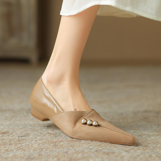 春季新款，时尚优雅尖头浅口拼接低跟单鞋HBP-5873 商品图5