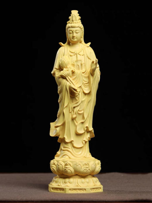 大势至菩萨(立莲)°黄杨木摆件 商品图0