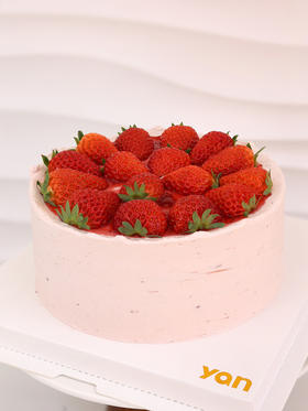 草莓千层蛋糕