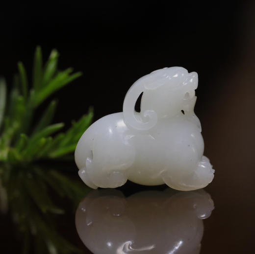 和田玉（白玉）籽料挂件-- 貔貅 24.92g 商品图2