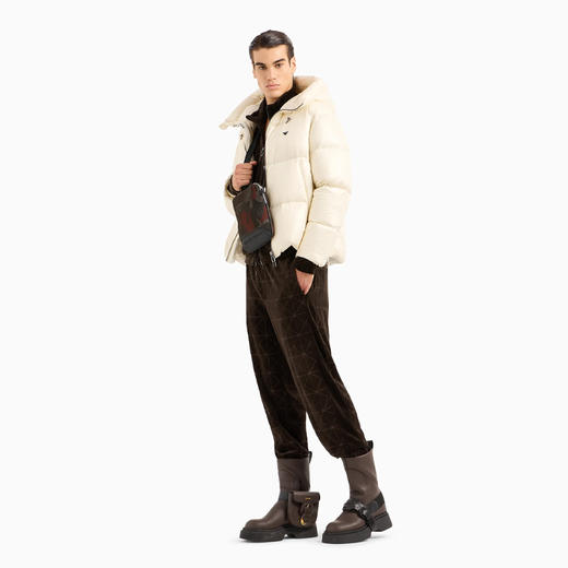 EMPORIO ARMANI 阿玛尼 男士防水绗缝尼龙连帽羽绒服 米色 6R1B97 1NKZZ 0128 商品图3