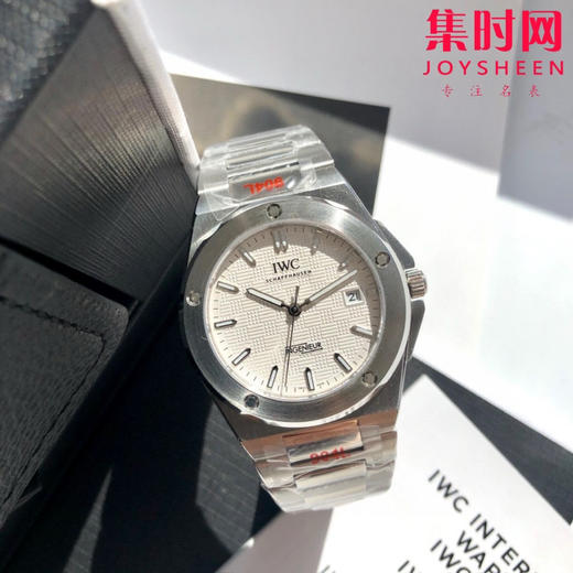 IWC万国工程师系列 男士腕表
机芯：搭载进口西铁城 商品图3