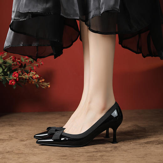TZW-3356-19 羊皮法式高跟鞋女细跟尖头单鞋通勤蝴蝶结气质不累脚浅口 商品图3