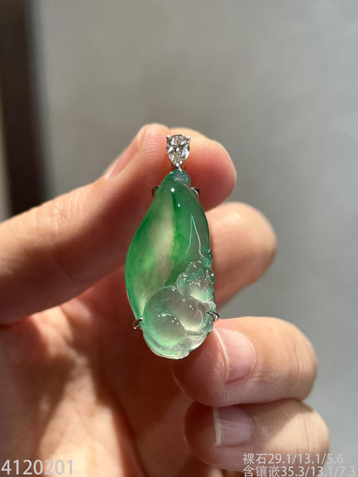 玻璃种飘翠松鼠吊坠   99999【4120201】 商品图2