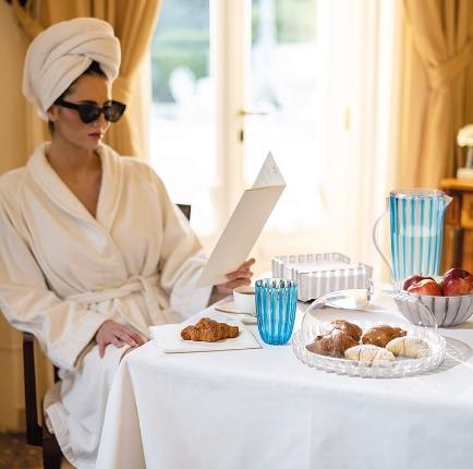 Dolcevita 圆托盘 绿松石蓝 Φ31×h3.5cm	 商品图1