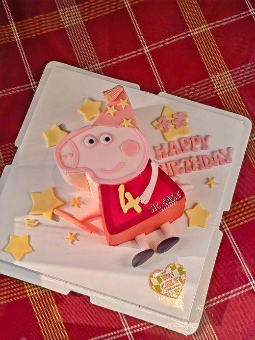小猪佩琪异形蛋糕（约两个4寸大小） 商品图0