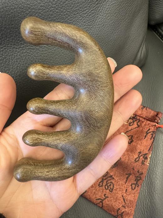 【积分兑换】随浙江仓订单一起发！老客福利！孙俪同款纯天然养生法！会员换购！正宗南美进口绿檀木梳！五经按摩木梳子，头部头皮淋巴全身按摩刮痧都能用！ 商品图3