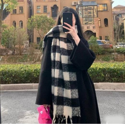 ♦️【虞书欣同款海马毛围巾】✅1、亲肤保暖不扎手实物质感好绝了 百搭大气，🌟上身效果好绝了 海马毛面料超柔软 ✅ 商品图2