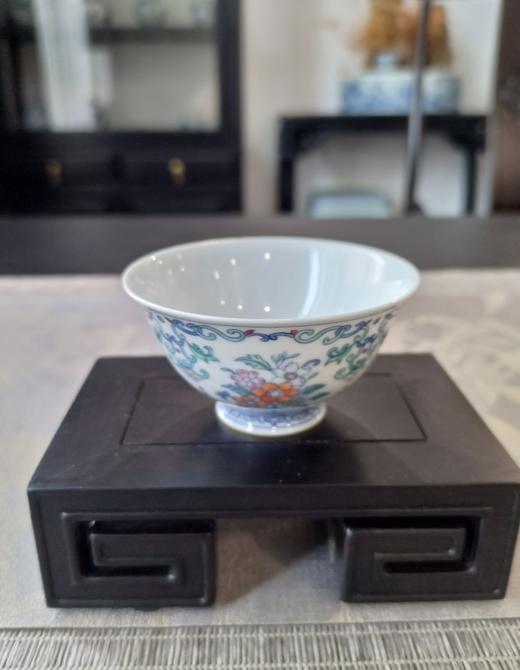 青花斗彩四季团花盖碗 商品图1