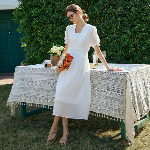 OLrain欧芮儿法式泡泡袖白色V领小花边连衣裙女夏季2024新款显瘦长裙 商品图3