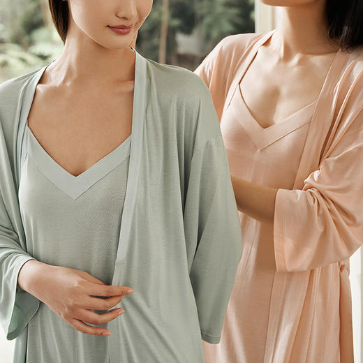 【深睡眠蚕丝睡衣】金三塔100%桑蚕丝睡裙女真丝针织吊带裙/睡袍新品   YZFEA302/YZFEA101 商品图2