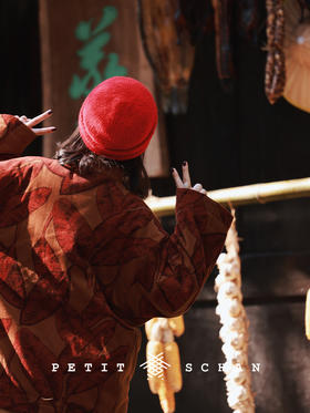 小红帽 山羊绒手工编织手工染色新年款小红帽针织帽冷帽