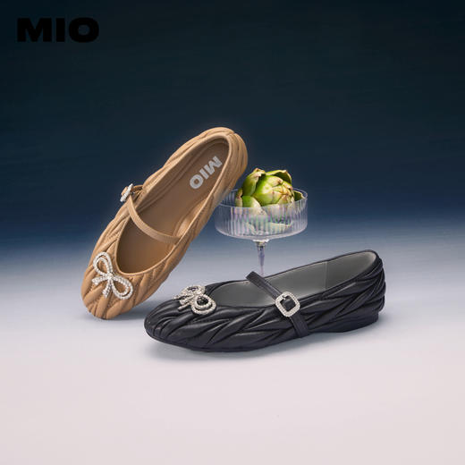 MIO米奥春季低跟羊皮革芭蕾舞鞋闪钻蝴蝶一字带玛丽珍鞋女M241440307 商品图0