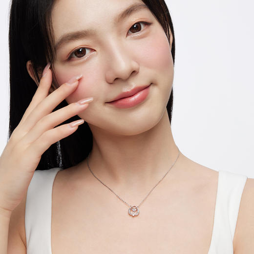 KADER卡蒂罗 心动独角兽项链 S925银 轻奢小众设计高级时尚感锁 梦幻灵动甜美 原创设计闪耀银河 项链 女款 送女友送闺蜜 商品图3