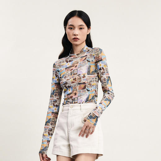 谜底主题花色T恤长袖女2024春新款复古圆领修身打底上衣241MT0044 商品图1