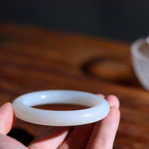 和田玉（羊脂玉）俄料手镯--福镯 （圈口请咨询客服） 商品图2