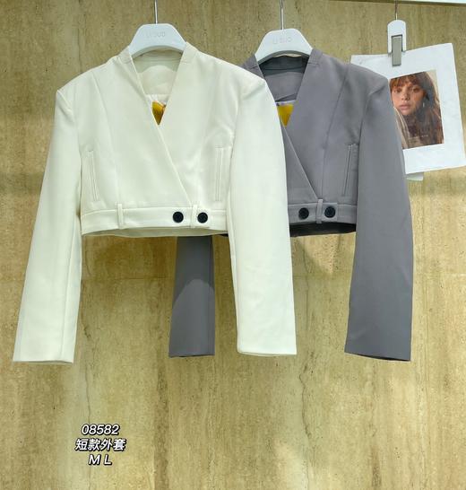 G08582#短款西装外套 商品图0