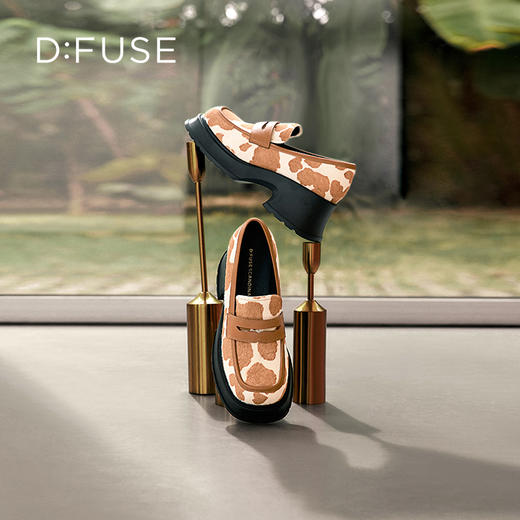 Dfuse迪芙斯2024春季新款大圆头厚底奶牛纹JK乐福鞋女DF41112101 商品图10