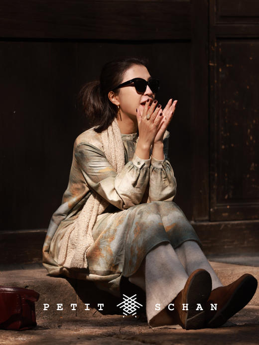 PETIT SCHAN小闪 CLO#422 sunset impression 日落印象 新中式油画感印花丝棉茧型连衣裙 商品图1