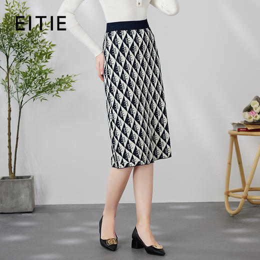 EITIE爱特爱春新款时尚包臀显瘦高腰针织半身裙7301010 商品图0