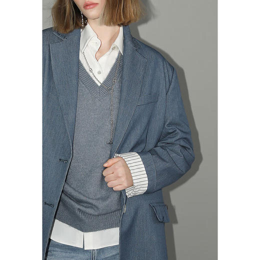 COCOBELLA撞色条纹通勤贡针西装女中性风廓形休闲西服SI3011 商品图1