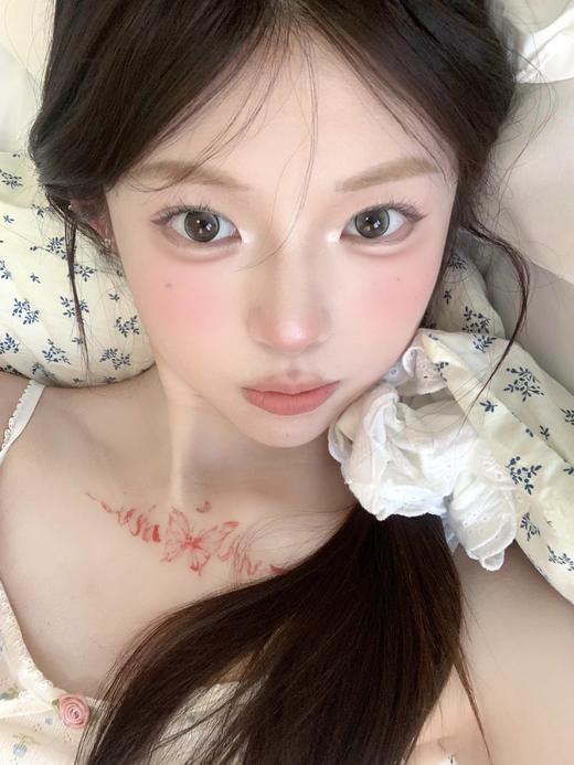 Lillilly旗下 ·LL-50熔岩黑珍珠&LL-51巴洛克冰莓  14.2mm白狮参考着色中大直径 ｜日抛10片装 商品图12