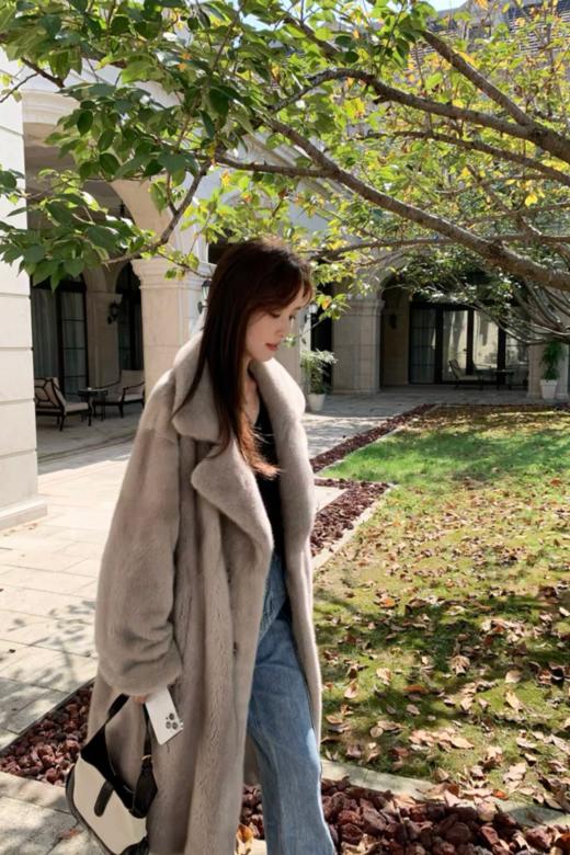 ESTELLICA 灰色贵气翻领仿水貂毛绒大衣外套 17736 商品图1