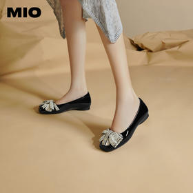 MIO米奥春季复古方头低跟浅口单鞋蝴蝶钻饰甜美小单鞋女鞋M241433703