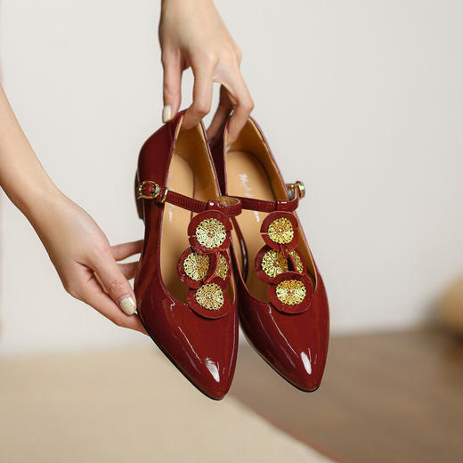 复古法式低跟花朵玛丽珍鞋，漆皮时尚尖头浅口单鞋MBJR&708【预售5天】 商品图2