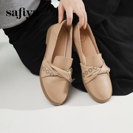 Safiya/索菲娅2024春季新品扭结淑女风真皮软底百搭浅口休闲单鞋 SF41111106 商品图5