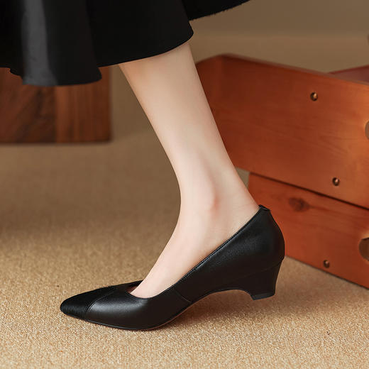 春季新款，浅口拼色小皮鞋爆款网红女鞋真皮鞋子HYT-7323 商品图5