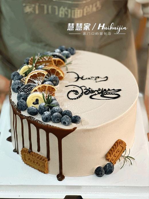 蛋糕定制—巧克力奶油蛋糕（默认夹心为芒果，不能吃芒果的下单请备注夹心火龙果） 商品图0